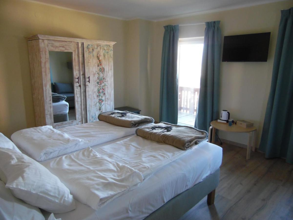 Bella Vista Lodge คาร์ทิทช์ ภายนอก รูปภาพ